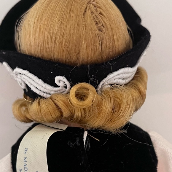 Limited Edition Vintage Madame Alexander Doll Estonia - Picture 6 of 10